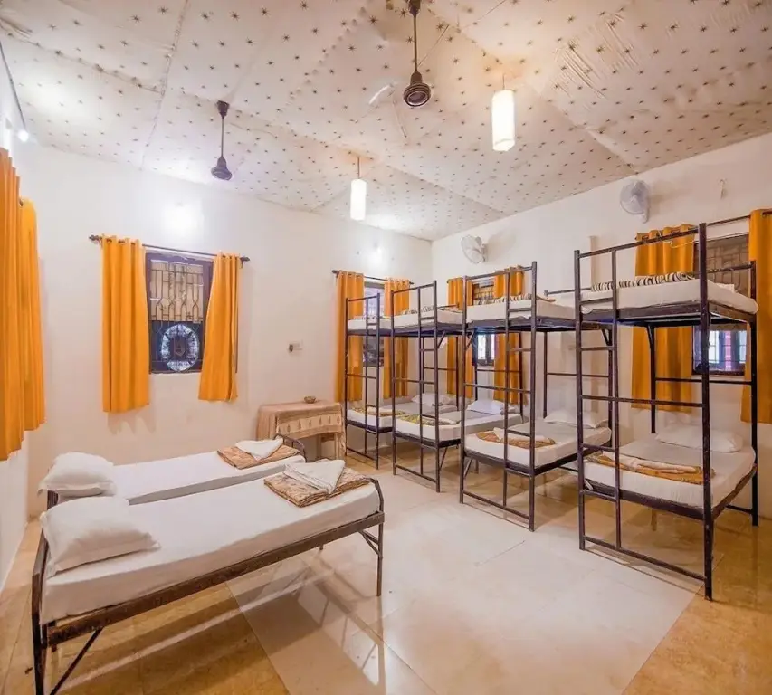 Бхамдели: Camp Serai Tiger Tadoba