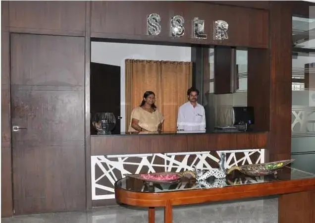 Хоспет: The SSLR Hotel