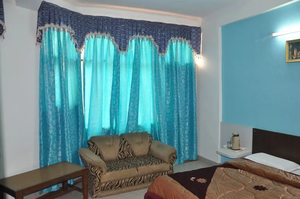 Катра: Hotel Bhawani International