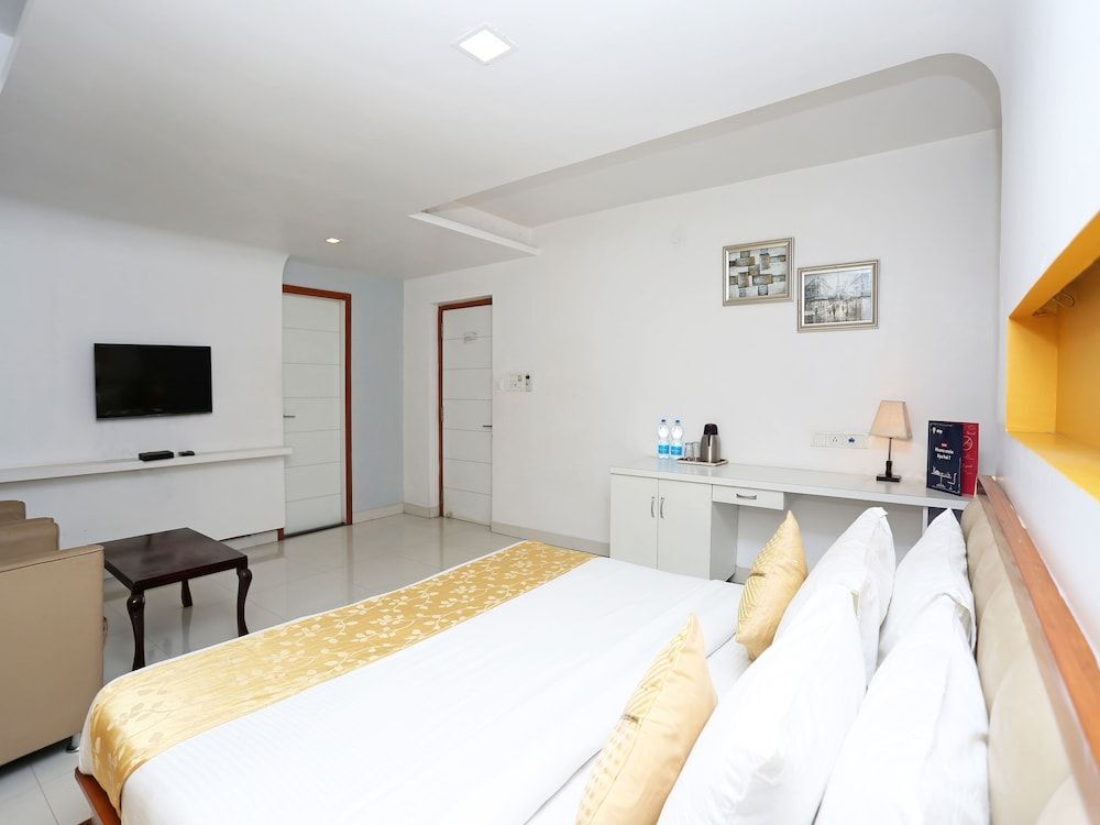 Джамшедпур: OYO 6315 Golden Leaf Resort