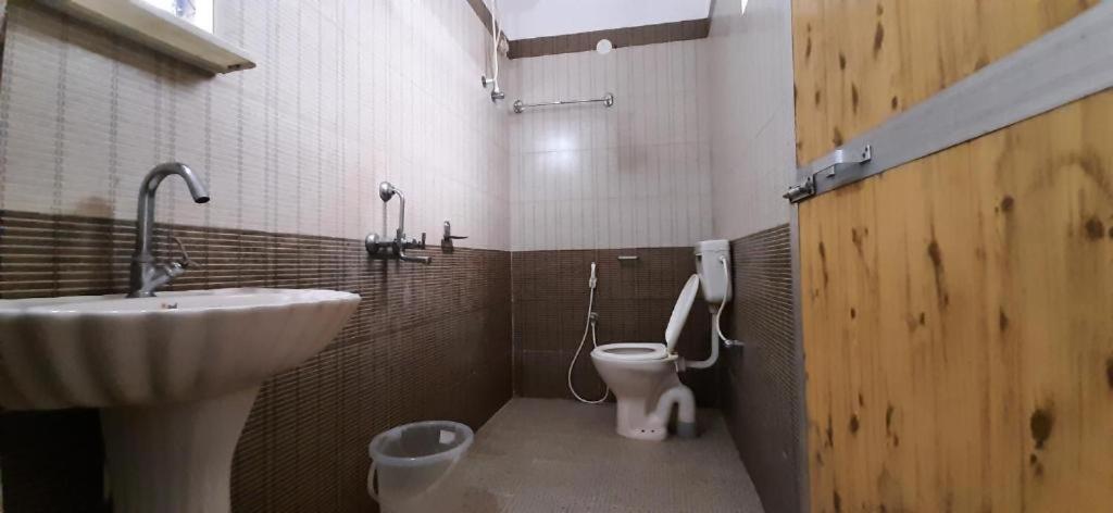 Вагатор: FabHotel Casa De Royale