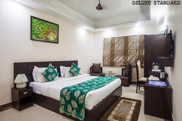 Aligarh: Hotel Palm Tree