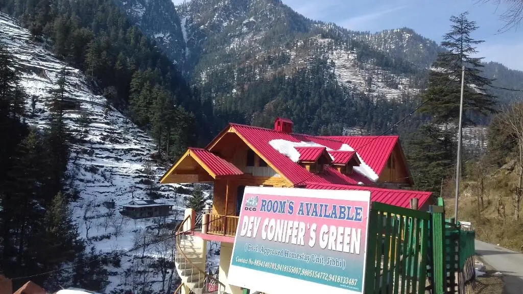 Dev Conifers Cafe and Cottages — фото 1