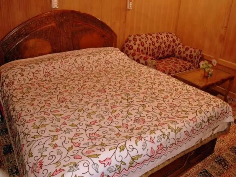 Шринагар: Goonapalace Group of Houseboats