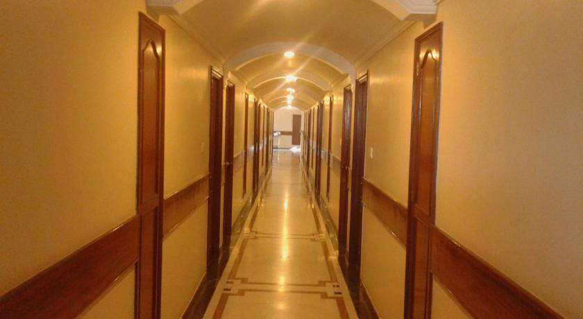 Веллор: Hotel Aavanaa Inn