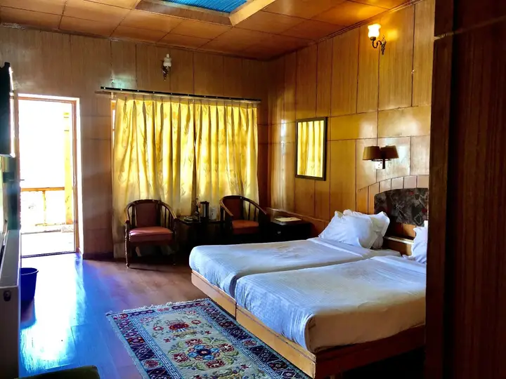 Лех: Hotel Spic N Span