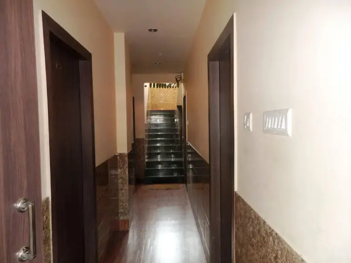 Тхане: Hotel Cosmo Lodging