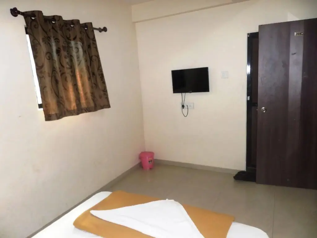 Тхане: Hotel Cosmo Lodging