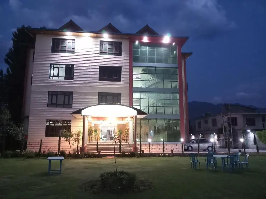 Triden Kashmir Resort — фото 1