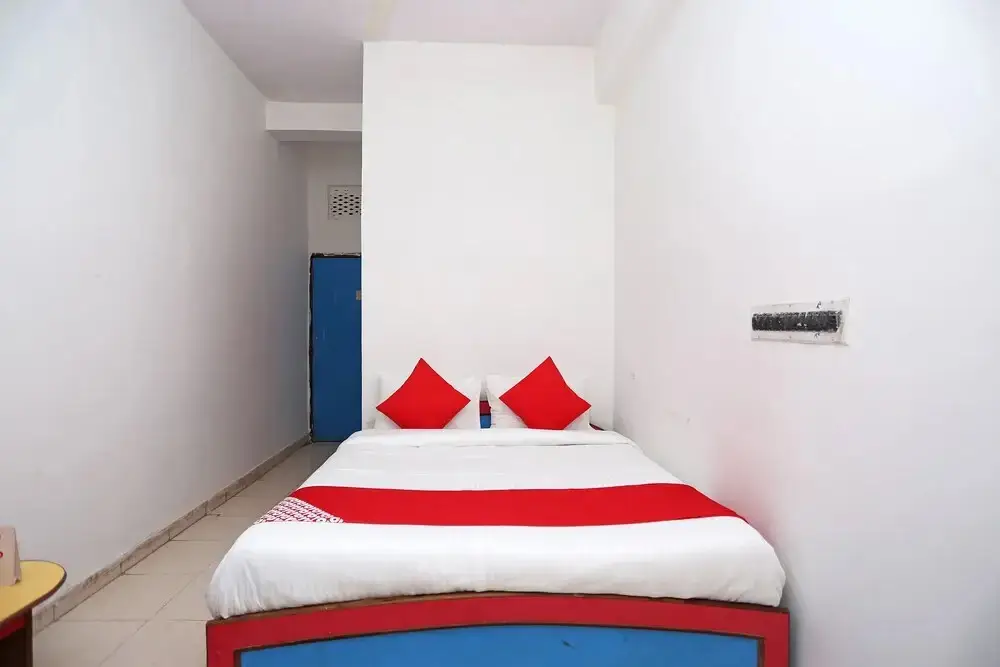 Читторгарх: Hotel President