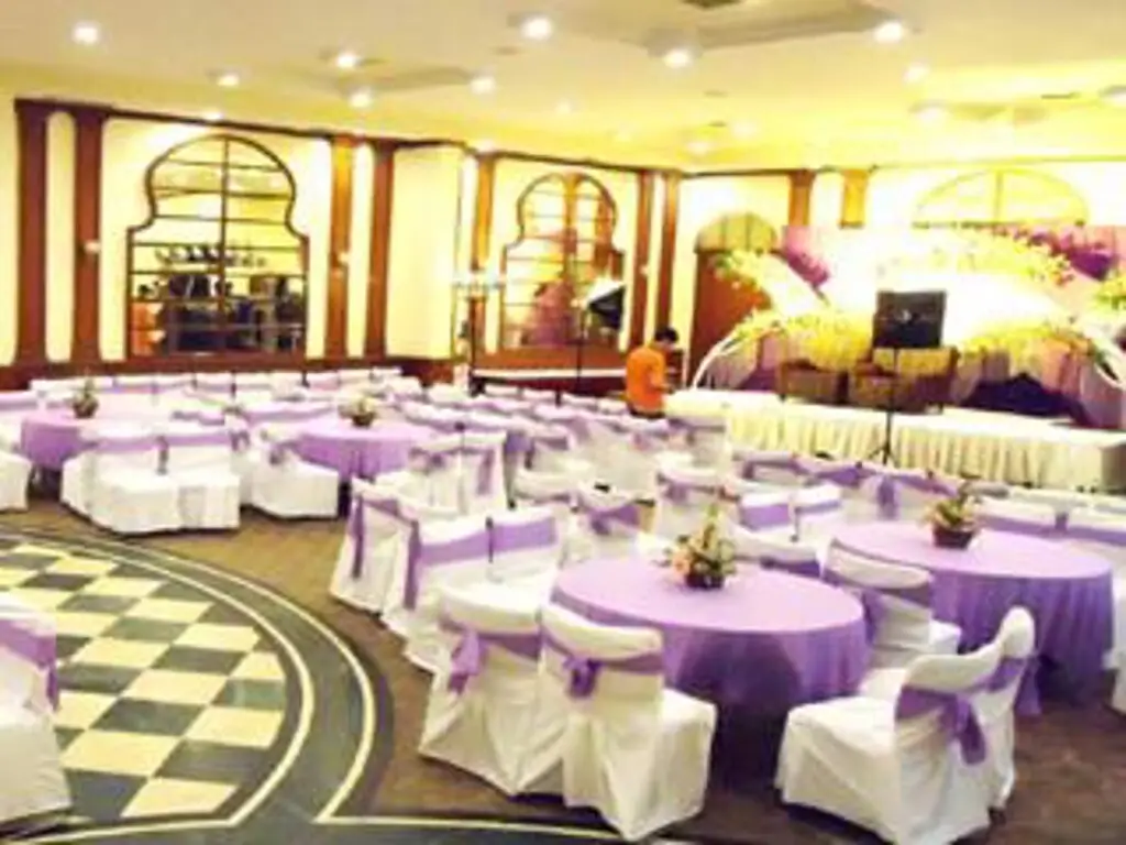 Лудхиана: Hotel Gulmor LUDHIANA