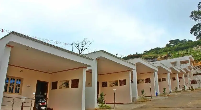 Салем: Chill Breeze Resort