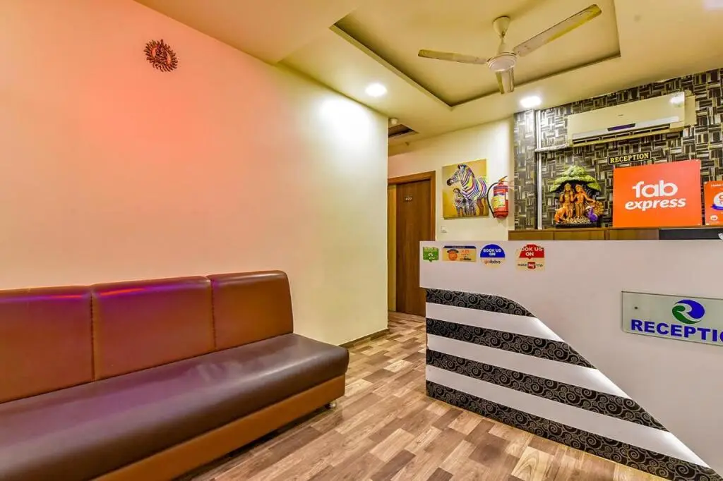 Ахмедабад: Fabexpress Relax Inn