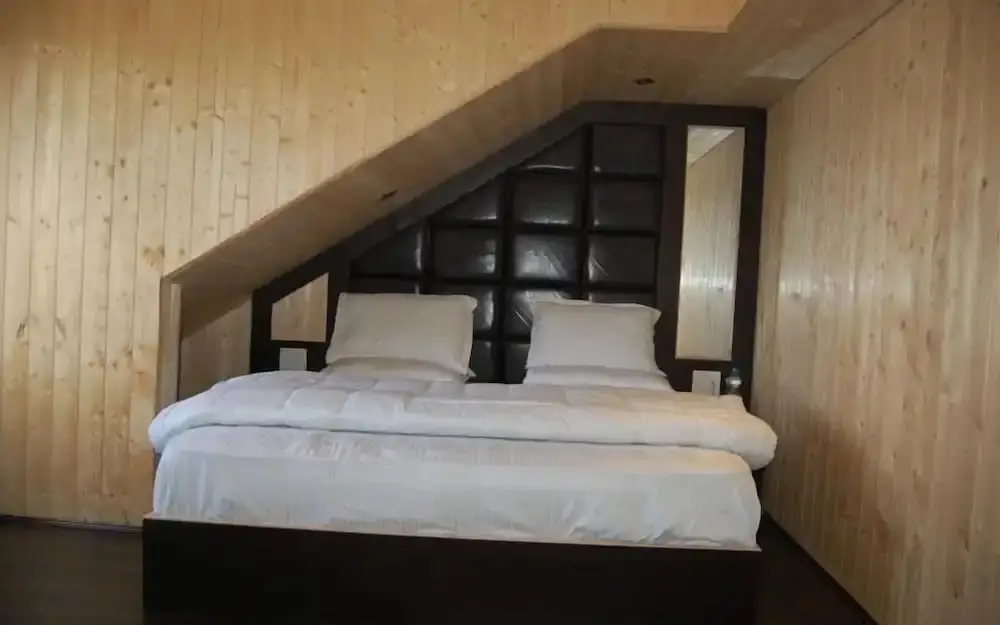 Гульмарг: Hotel Zahgeer Continental