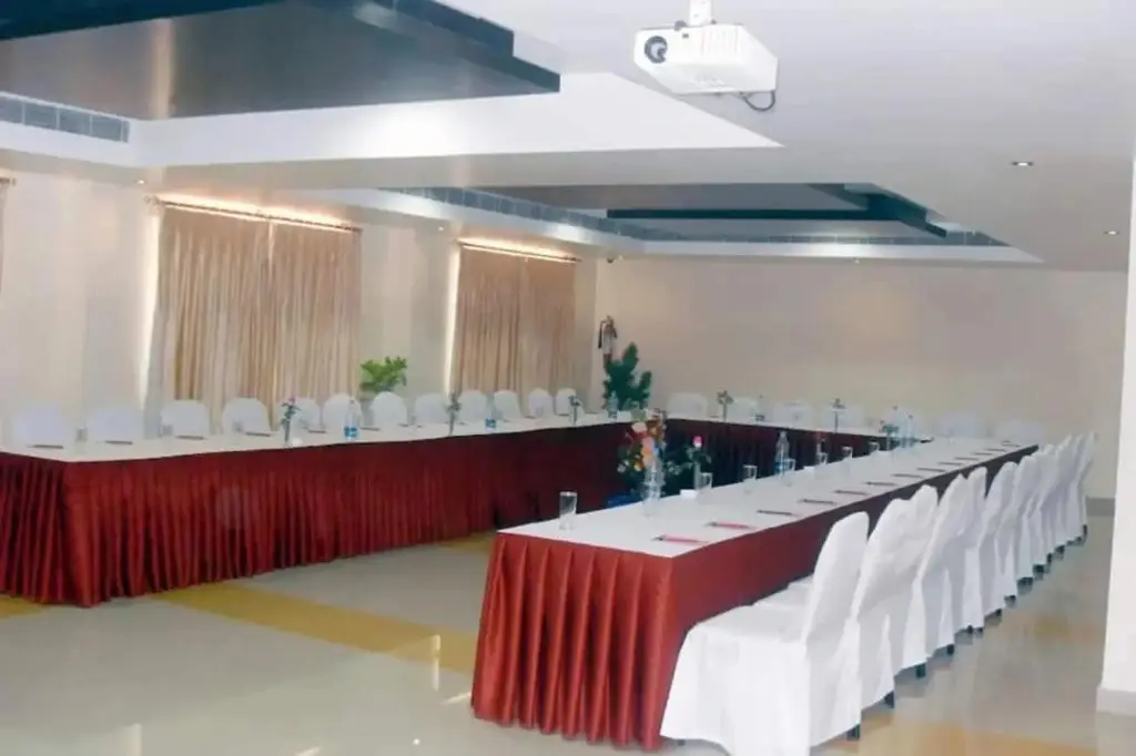 Hotel Swetha — фото 1