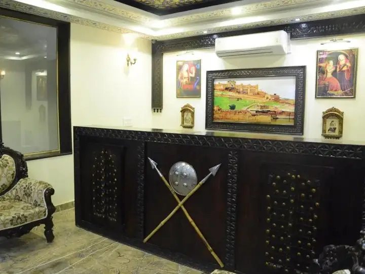 Джайпур: Surya Garh Hotel