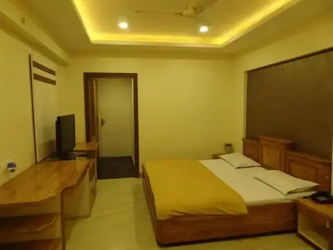 Hotel Ajanta Palace — фото 1