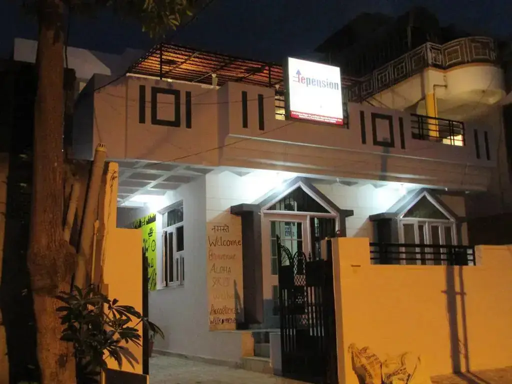 The Karauli Villa by Le Pension Stays — фото 1