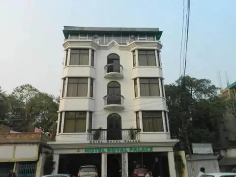 Hotel Royal Palace — фото 1