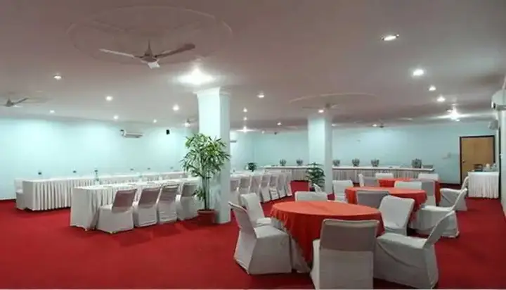 Нью-Дели: Hotel The Grand Shoba