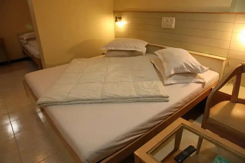 Киим: Hotel Ravi Kiran