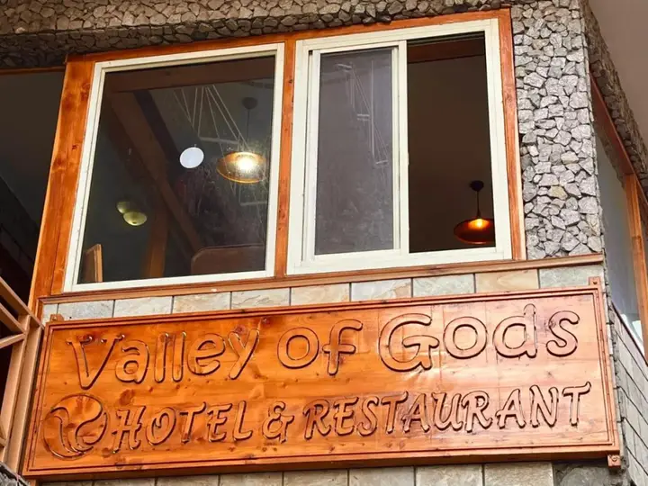 Манали: Hotel Valley of Gods