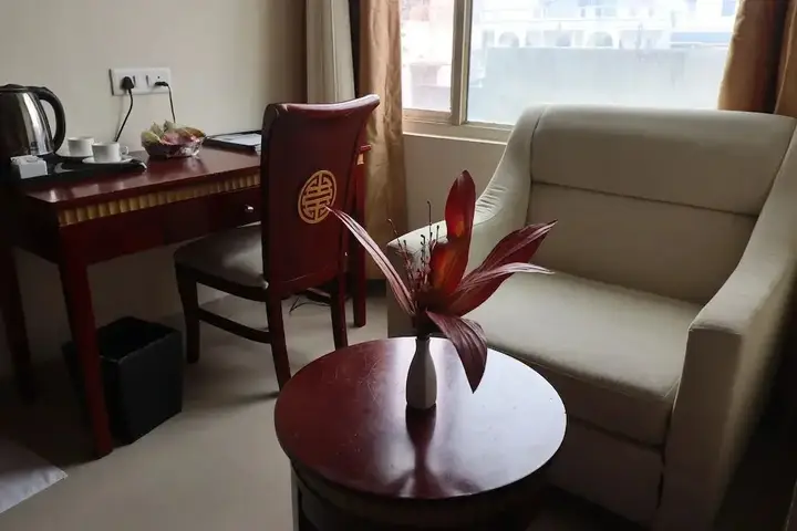 Джайпур: Crestmont Ashapurna Jaipur