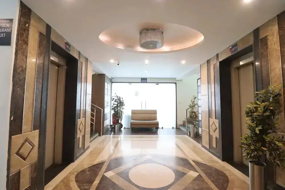 Джайпур: Crestmont Ashapurna Jaipur