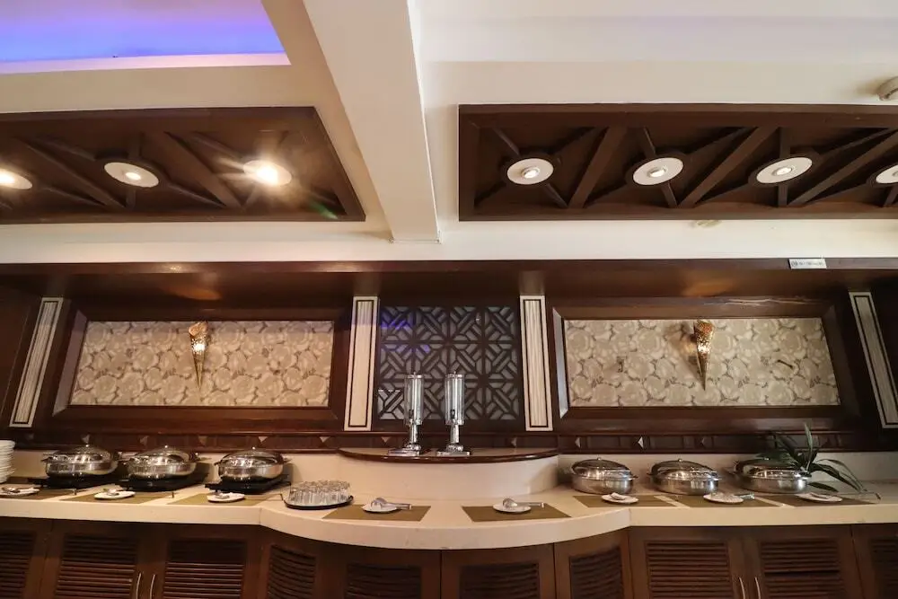 Джайпур: Crestmont Ashapurna Jaipur