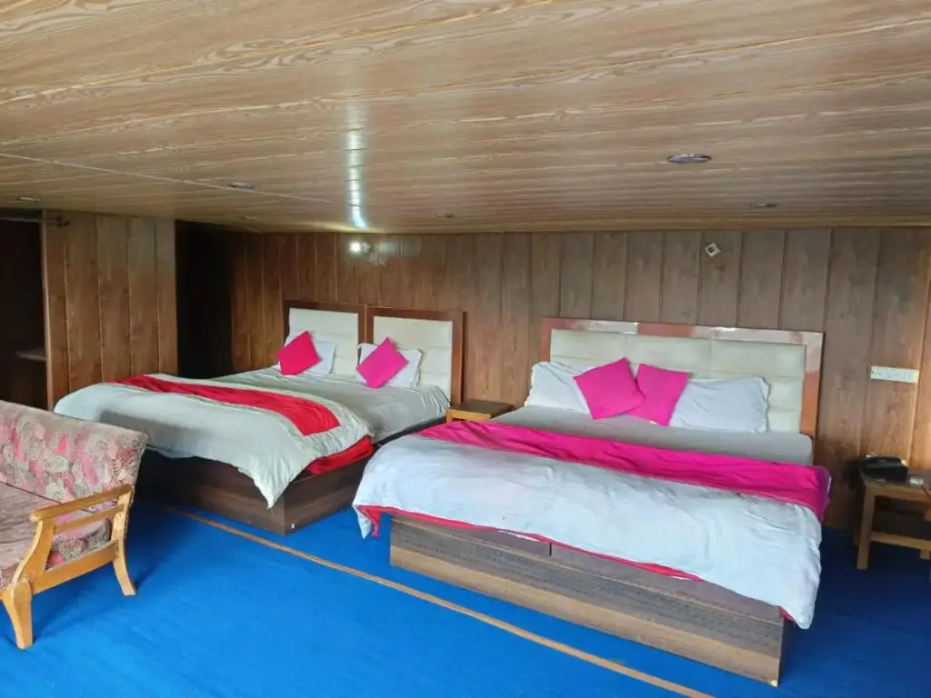 Наинитал: Snow View Huts