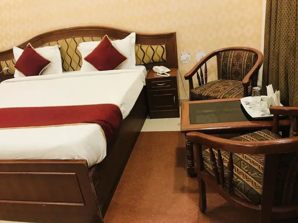 Лакхнау: Hotel Sunrise Inn