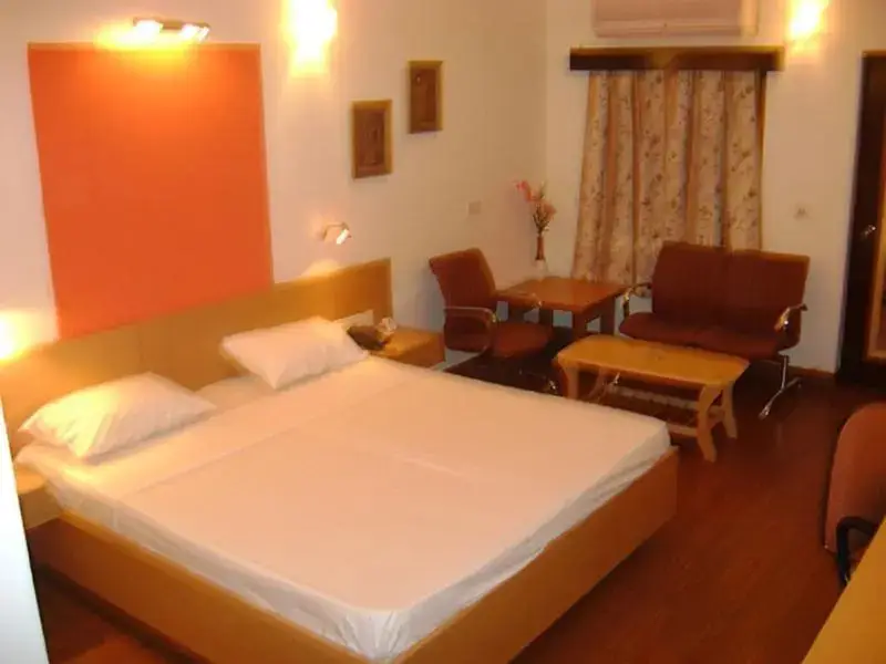 Нью-Дели: The Green Villa - Airport Hotel & Spa Resort