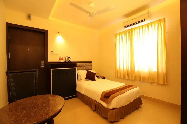 Особая экономическая зона Mahindra World City: Hotel Southern Residency