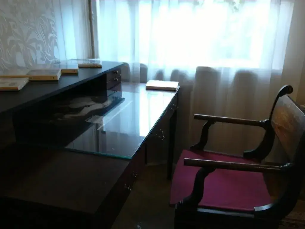 Санкт-Петербург: Teatralnaya Ploshchad 12