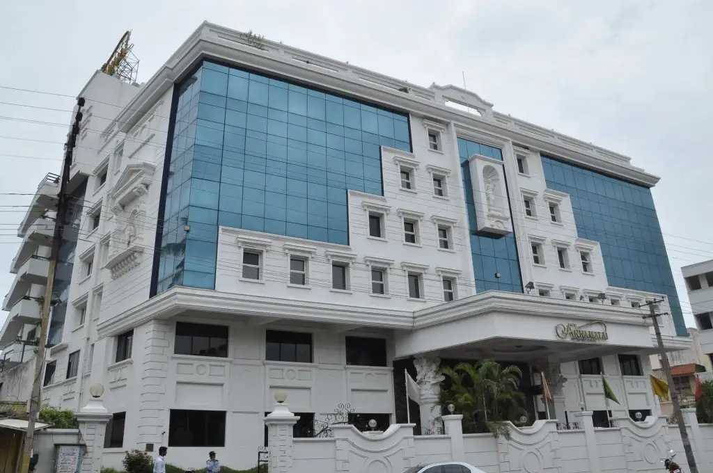 Пудучерри: Hotel Annamalai International