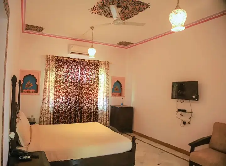 Садри: Ranakpur Hill Resort