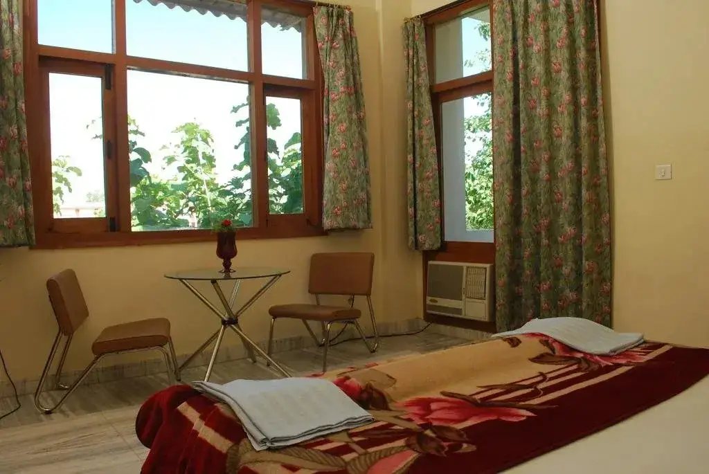 Агра: Chandra Pushp Palace