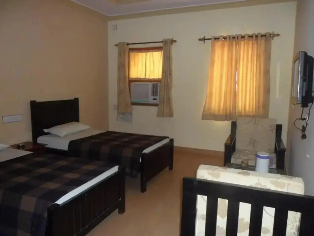 Биканер: Hotel Kalinga