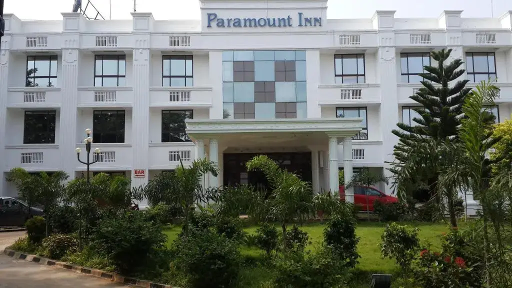 Сриперумбудур: Paramount Inn