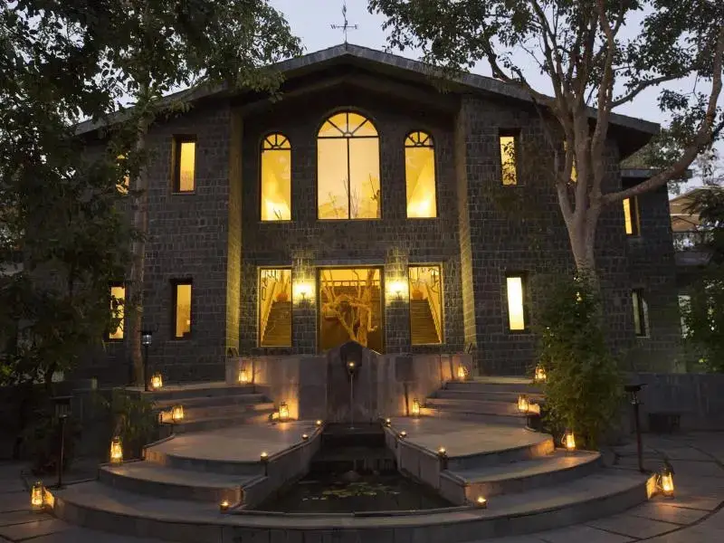 Баихар: Singinawa Jungle Lodge Kanha