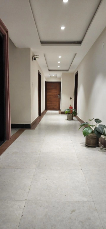 Ганганагар: Hotel Crystal