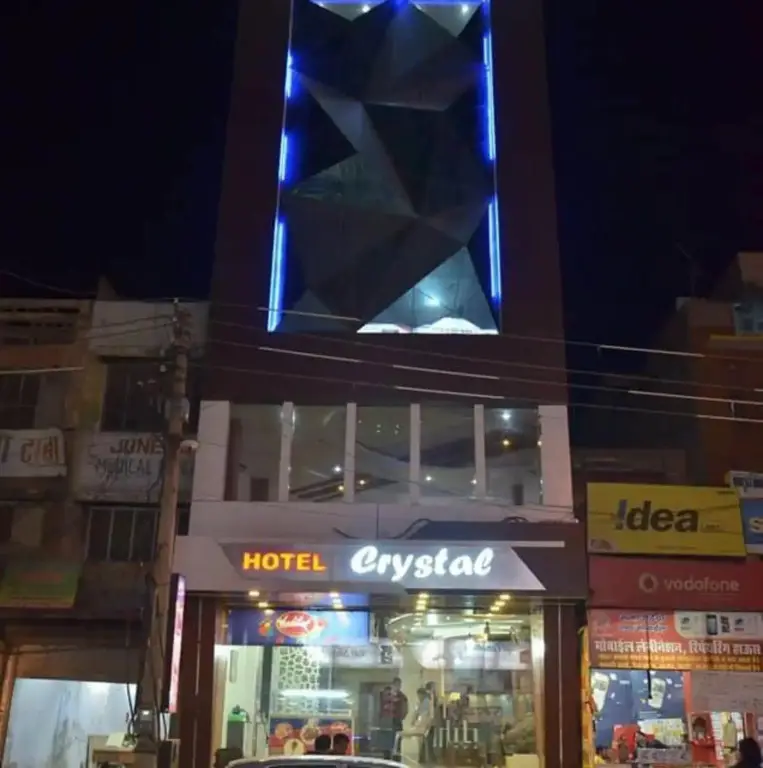 Ганганагар: Hotel Crystal