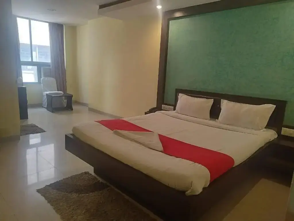 Ранчи: Hotel Mantri Residency