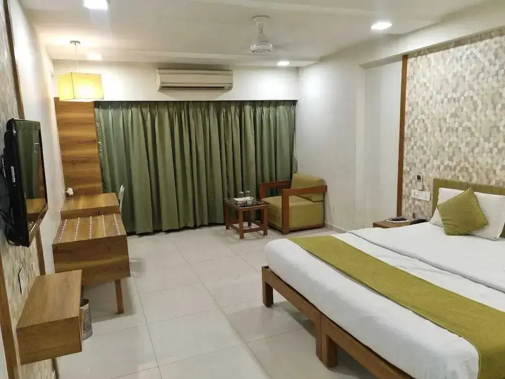 Вадодара: HOTEL PRUDENT - Vadodra