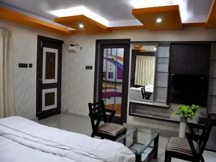 Бангалор: Hotel AV Comforts