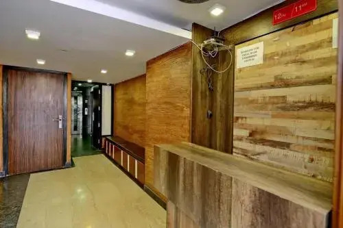 Нью-Дели: Goel Residency