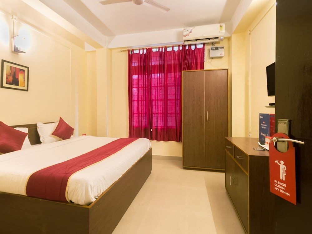 Гувахати: OYO 9671 Hotel Rudraksh Inn