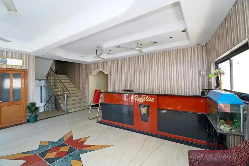 Дехрадун: Hotel Shubham