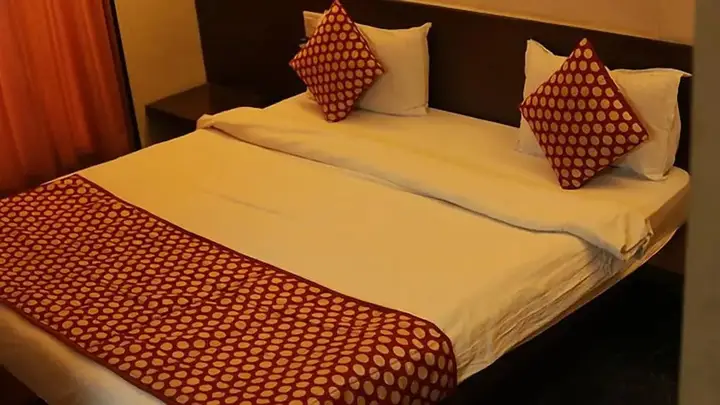 Ширди: Hotel KB’s Grand