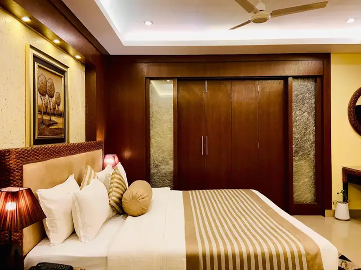 Тезпур: Hotel KRC Palace